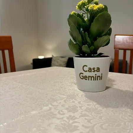 Casa Gemini باري